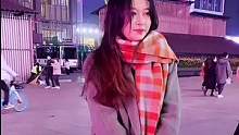 #街头采访 #灵魂拷问的一些问题 小姐姐挺漂亮的 语气很平和#脱单