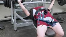 中距底部停顿卧推110kg七个 力量举专项容量训练 新个人记录 裸腕无装 玩IPF全球赛规则（新规）
