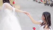 和闺蜜一起穿婚纱是什么体验