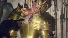 生化危机4重制版11：黄金骑士刀枪不入，只有背后是弱点！