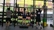 无论如何出来玩一定要破个小PR的，举重不行那就搞引体叭#crossfit #爱健身的小姐姐 #引体向