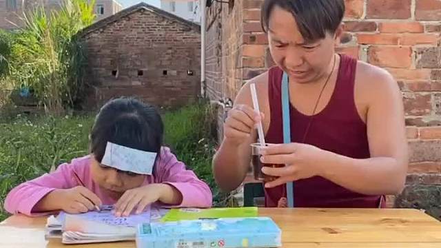 专业哄孩子喝药30年