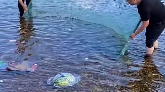 抖塔河呼玛河抬鱼