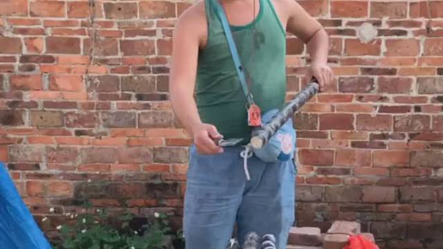 眼神透露出感激之心