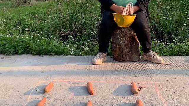 孩子的快乐很简单