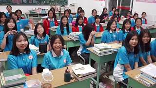 2201的母親節(jié)手勢(shì)舞來啦~ #母親節(jié)   #校園   #手勢(shì)舞