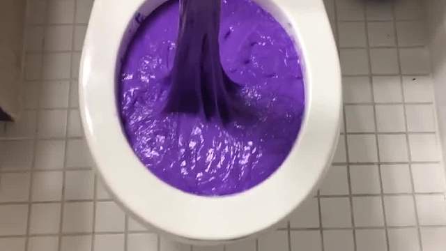 马桶冲非牛顿液体