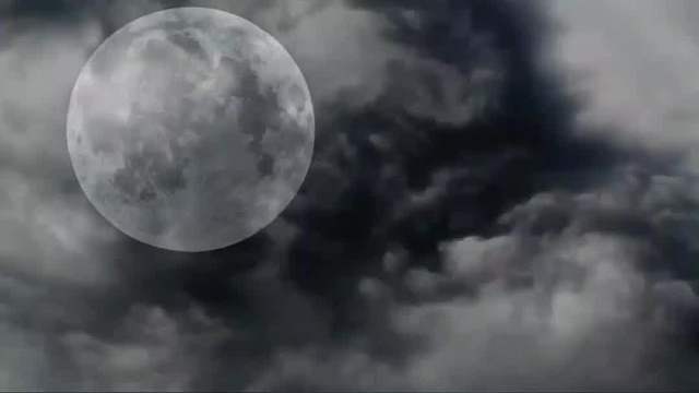 踩踏事故中女性死者占多数，是否和当天出现的诡异女字有关？