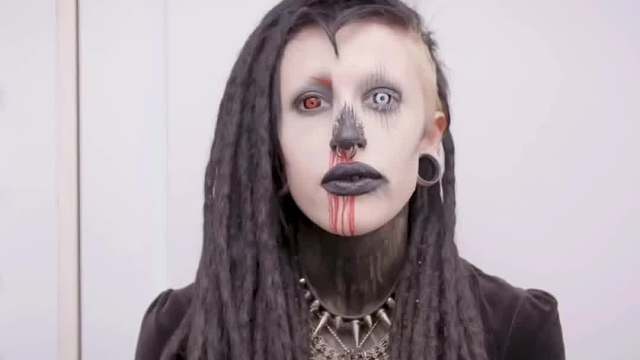 世界上最反差的妆容改造，哥特风格女孩改造成御姐风格