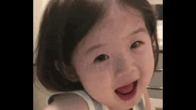 小女孩就是这个世界上最可爱的生物！