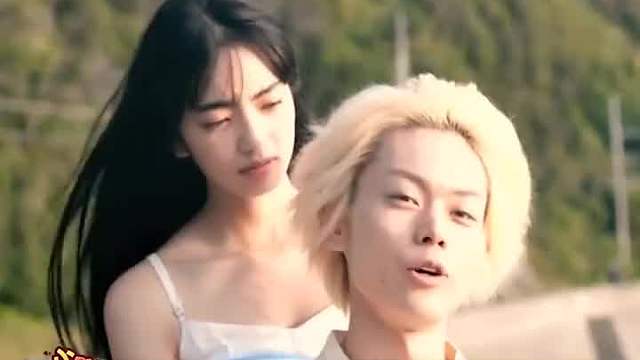 并且感谢粉丝们一路以来的支持，恭喜啦