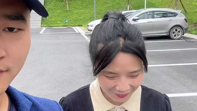 就是这个女孩，我一年相五次亲都是她，五次都是不同的媒婆