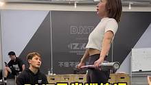 新同学的第一次抓举训练
#举重 #crossfit #抓举 #高翻 #爆发力