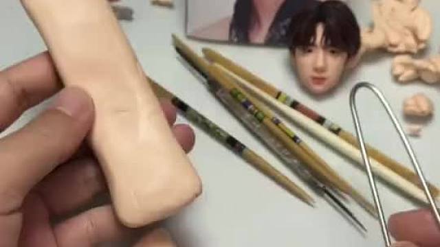 来了，你们要的王一博