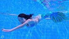 #水下摄影 #儿童美人鱼 #自由潜 #美人鱼 #潜水 棒棒的儿童美人鱼，完梦神话中的美人鱼哦