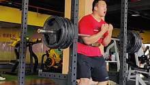 180公斤泽奇深蹲六次！新的PR！#健身 #深蹲 #要做一个猛男 #健身氮泵 #马戈戈