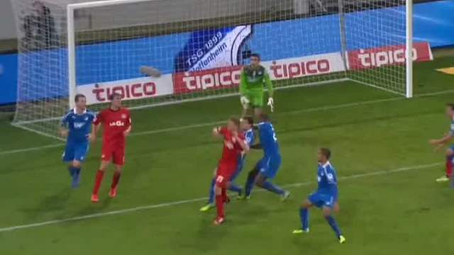 边网破洞而钻入的进球到底该不该算入球呢？