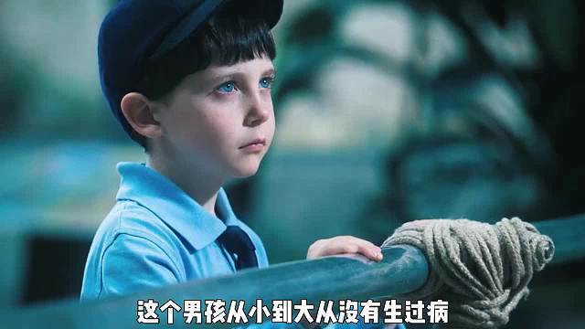 妈妈带儿子去动物园，动物们却很害怕他，原来小孩并非人类