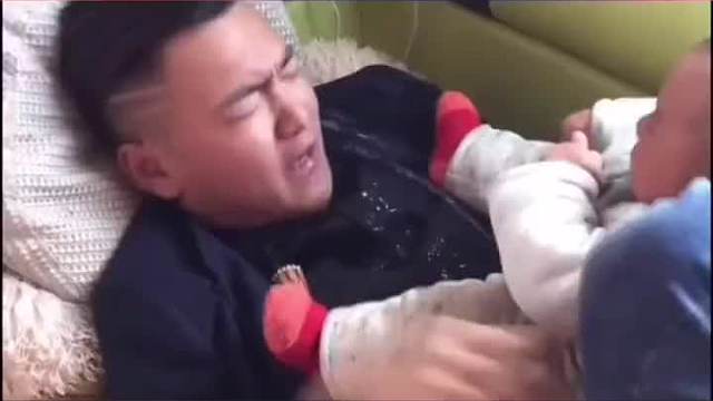 展示了啊！兄弟们！热乎的#搞笑视频#搞笑配音#搞笑