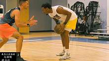 #美式单挑 著名训练师乔丹.劳力与职业球员的激烈单挑！不要再问为什么训练师不去打NBA了差距太明显！