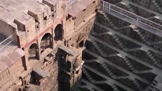 最古老的阶梯井