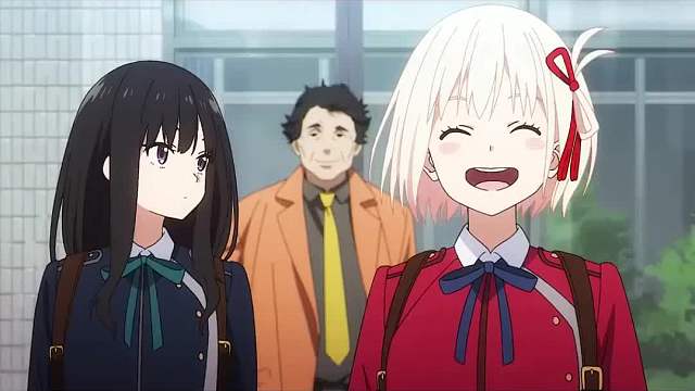 能躲子弹的妹子