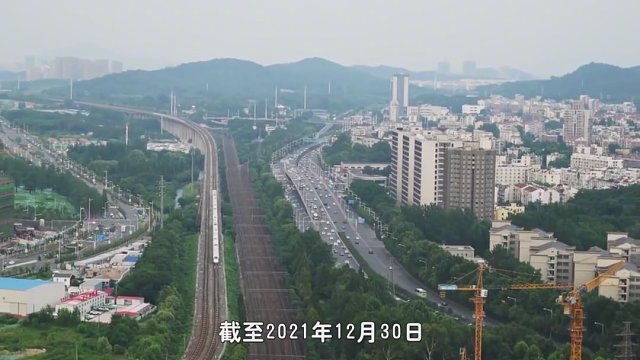 高铁和动车有什么区别？两者概念完全不同，坐了这么久终于明白了