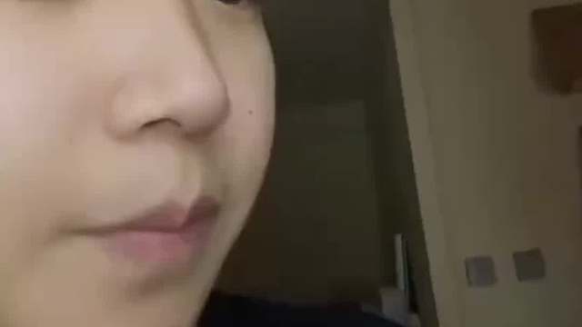 这一口爱的亲亲，谁能做到不尖叫，太上头了