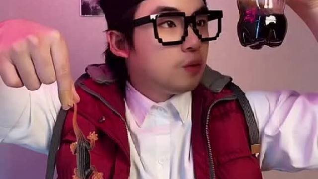 这陌生的男子竟被全球上千人梦到！ 