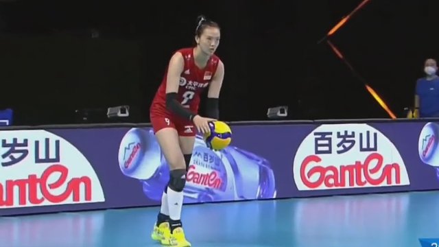 协该管管了？张常宁无法归队，球迷：不退役还想靠女排头衔捞金？