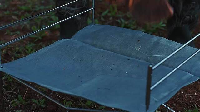 这大冷天我就是任性的在户外享受美味的宣威火腿炖鸡