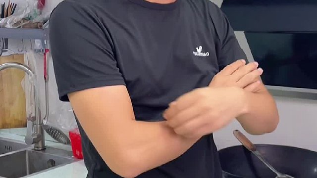 男人的嘴，骗人的鬼！