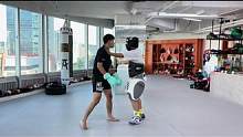 #自由搏击 #泰拳 #防身术 #拳击 #散打 每日一练，简单实用