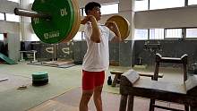 增加一个新技能 光速颈前深蹲 既会练也会教 教练视角 #举重 #前