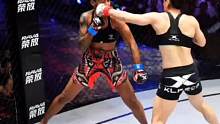 巴西女将狂妄来华挑战，并称首回合打败张伟丽，不料将其眉骨打裂#格斗 #ko #张伟丽 #搏击 