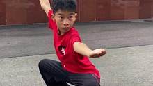 看我们永城四小的学生，功夫不凡，精气神十足，为少年点赞。 
