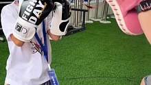 来自湖北六岁的小拳手#格斗 #自由搏击 #汗水不会辜负你 #优秀的孩子需要从小培养 #少儿格斗
