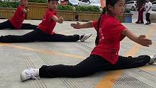 中华武术就是帅，走路都带风，大家能给小学生点个红心吗？  