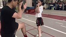 用心做每一件事，学会用心教学，传授专业！#少儿搏击散打 #搏击女孩 #自由搏击