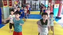 咏春拳集体套路；值得大家学习与收藏#发扬传武精神 #暑假班火热招生中 #优秀的孩子需要从小培养 #努