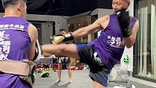 自我怀疑是人生最大的障碍！#格斗#泰拳#搏击#拳霸之路#泰拳扫踢