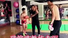 #格斗 #体育精神 #武德 
有些人不知天高地厚！总喜欢去挑战人家的专业！