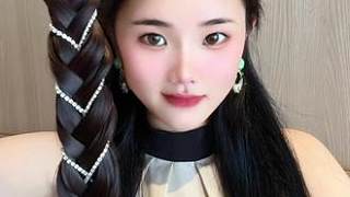 #美出高級感 #頭飾發(fā)飾 #洋氣減齡 #適合所有臉型 #發(fā)箍