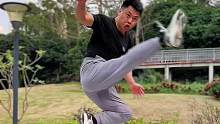 循序渐进地按照步骤练习，蹲着、站着，跳跃！#扫堂腿 #转身后摆腿 #格斗 #dou出真功夫 #传武
