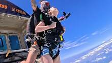 让我们在三亚的云端相见吧！
#三亚 #跳伞 #云端相见旅行大片 #塔赫跳伞