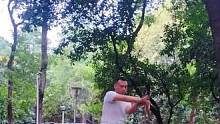 难得做回大侠梦#大侠 #苗刀 #戚家刀 #武汉 今日苗刀练习，简单的动作也要练到极致才行#武术