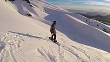 第一视角一镜到底带你滑雪。#单板滑雪#保持热爱奔赴山海#冰雪运动