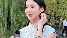 这个小姐姐长的真的是明星结合体呀！#街头采访 #美女