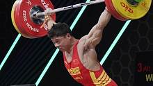 惊险！韦胤廷（73）抓举157公斤收获金牌，挺举180公斤，总成绩337公斤收获银牌。#举重 #爆发