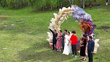 有机会带她来禾木办一场婚礼吧？#我的阿勒泰  #祝你们百年好合 #新婚祝福 #禾木 #喀纳斯